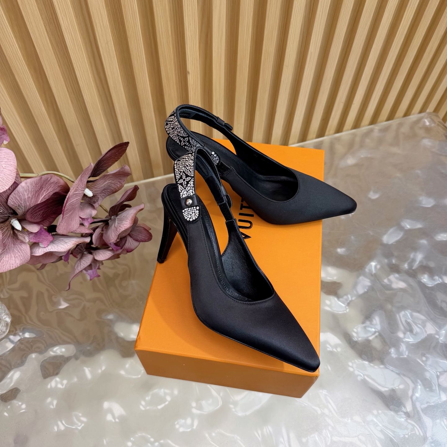 Women's high heels
